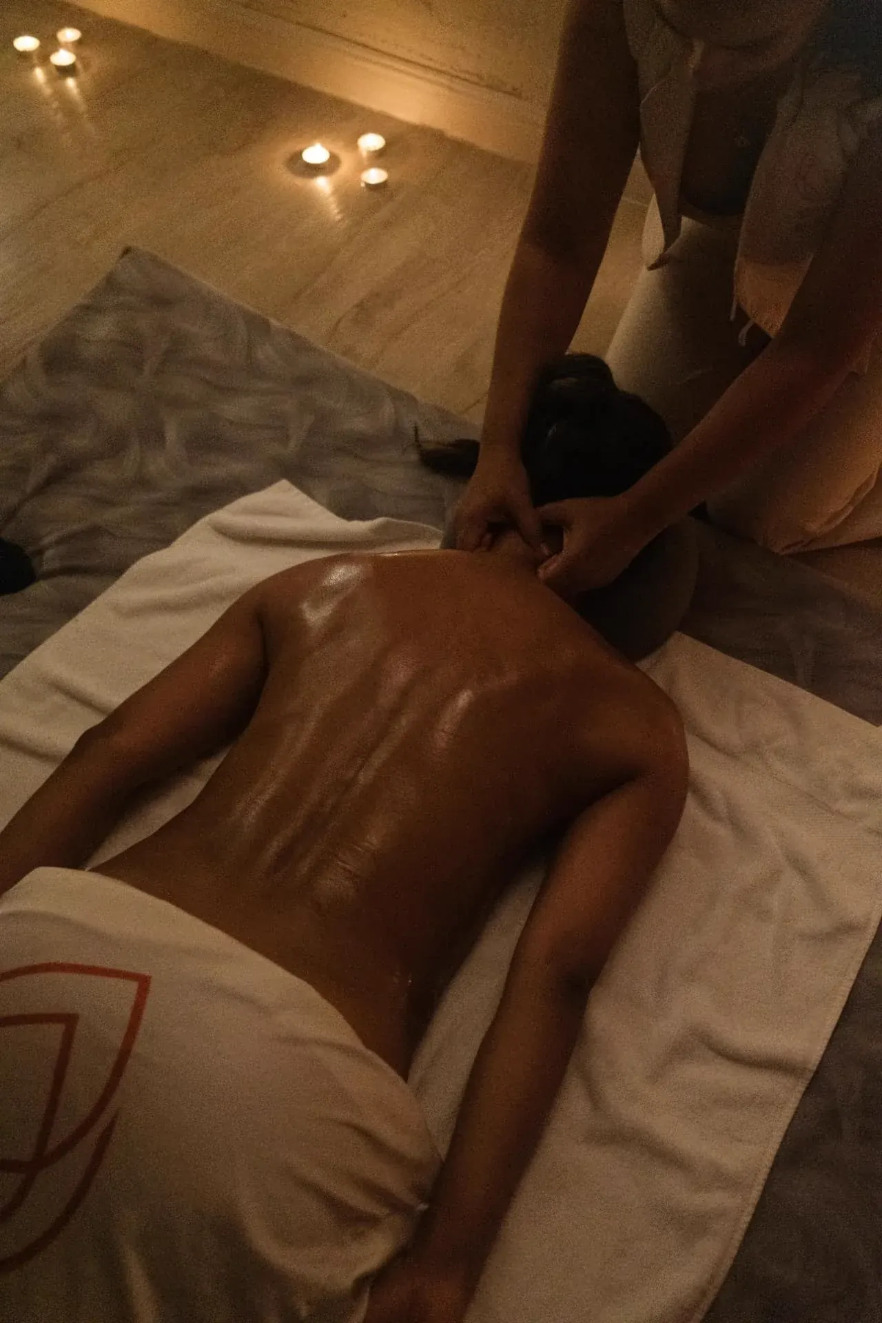 Masaje terapéutico durante el Circuito Element Wellness